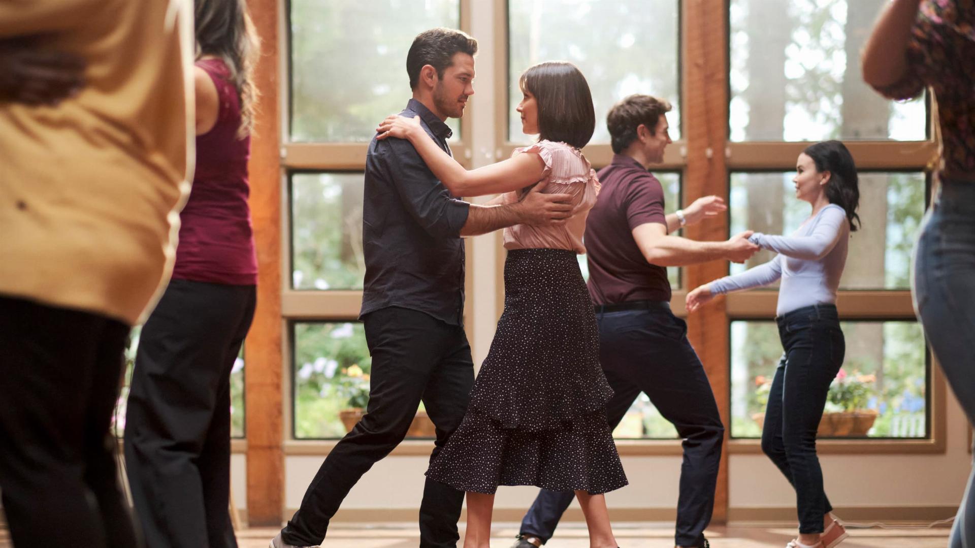 გულს ნუ მტკენ  ქართულად -  Dont Go Breaking My Heart