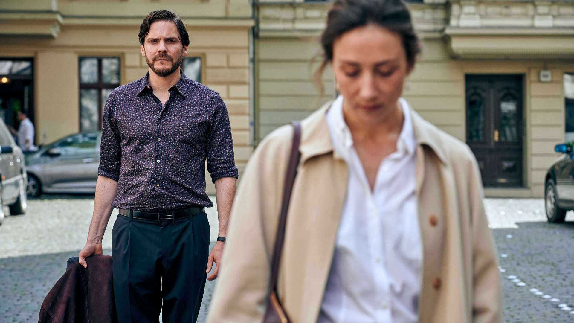 მეზობლები  ქართულად -  Next Door