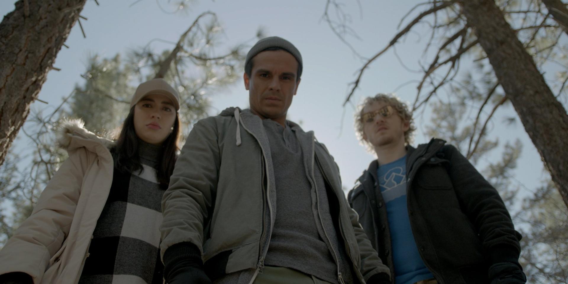 ძველი უცნობები  ქართულად -  Old Strangers