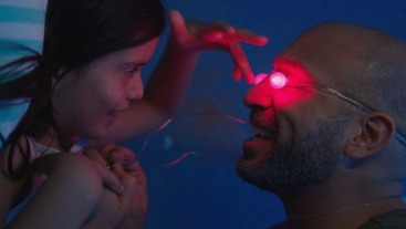 შემომხედე  ქართულად -  Look at Me