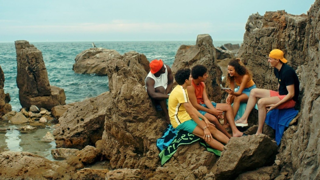 მყიფე  ქართულად -  Fragile