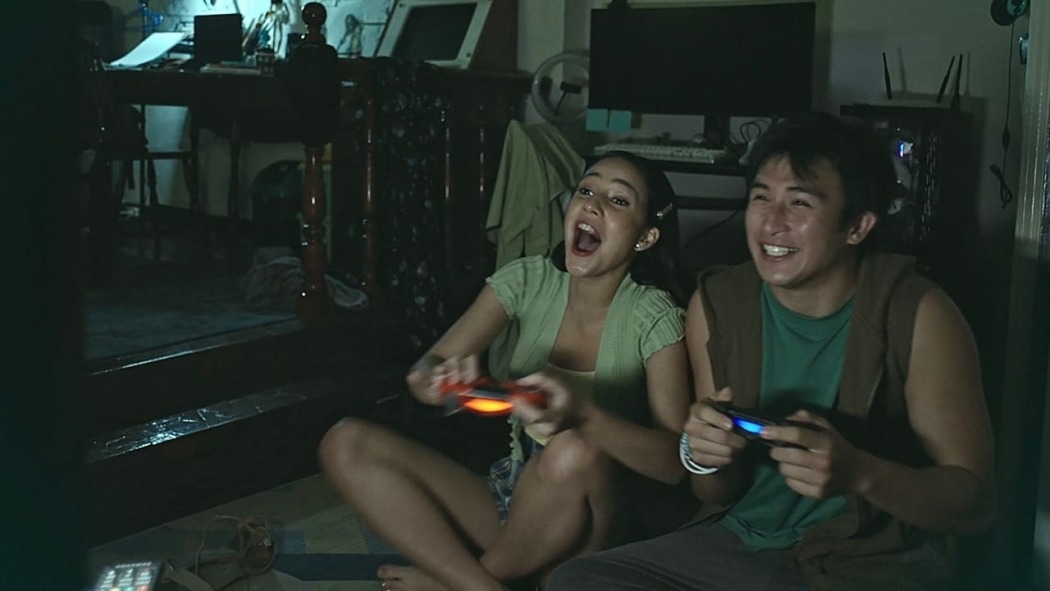 გოგო და ბიჭი  ქართულად -  A Girl and a Guy