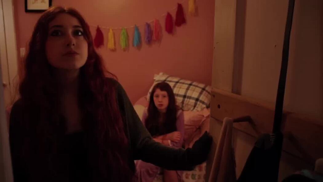 სიბნელე გარეთ  ქართულად -  The Darkness Outside