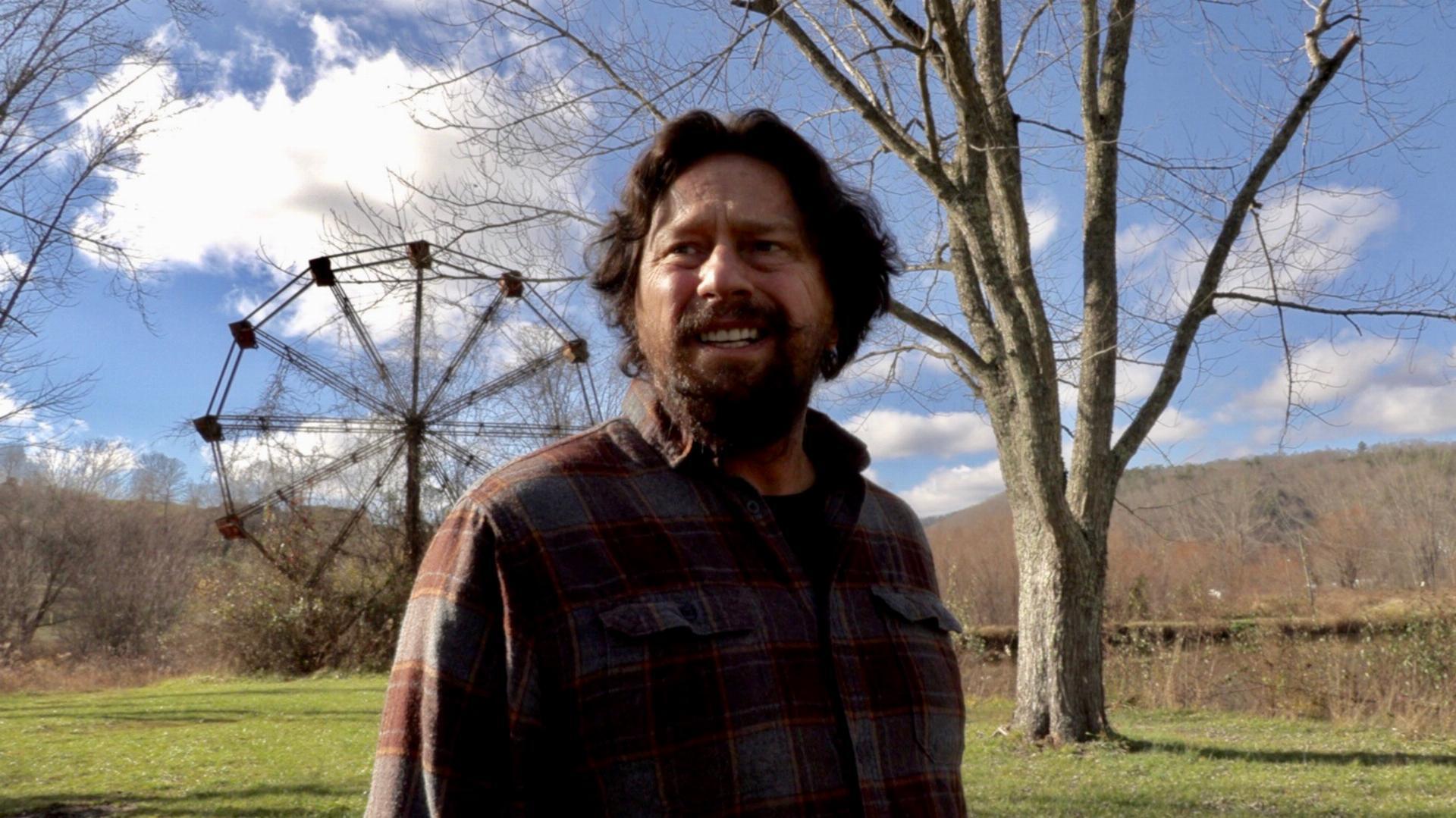 ელვისის საკითხი  ქართულად -  The Issue with Elvis