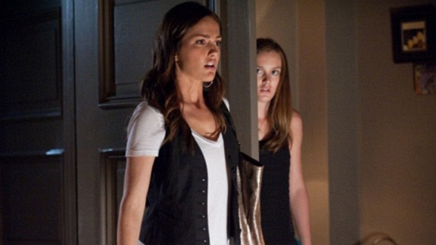 მეზობელი გოგონა  ქართულად -  The Roommate