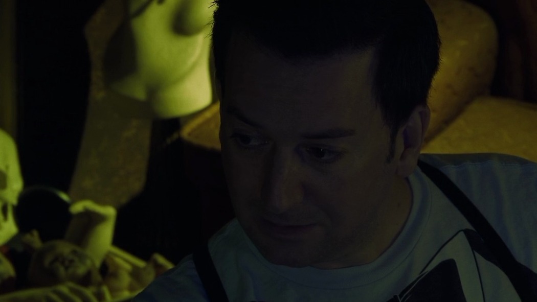 ადამიანი აღარ არის: ნიშანი  ქართულად -  Human No More: The Feature