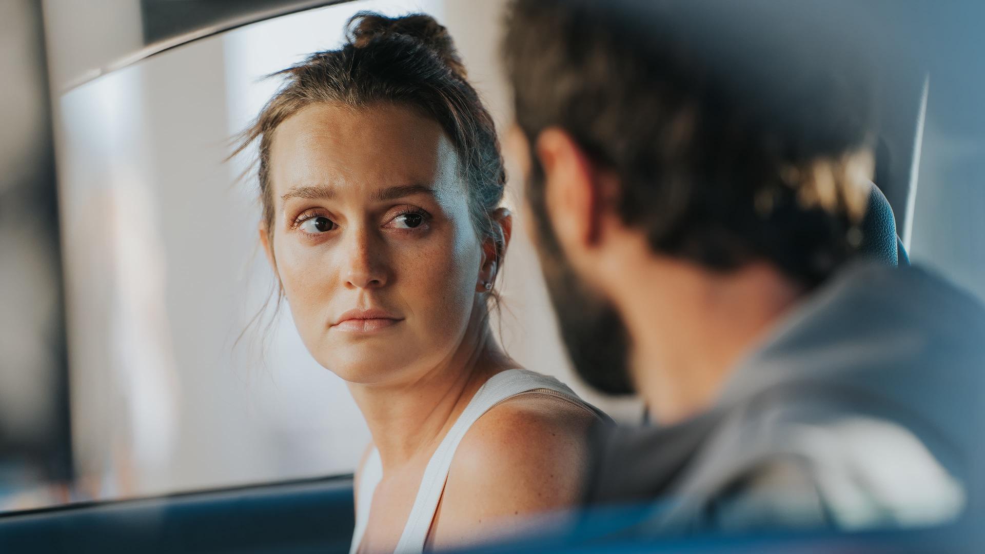 არდადაგები შორს  ქართულად -  The Weekend Away