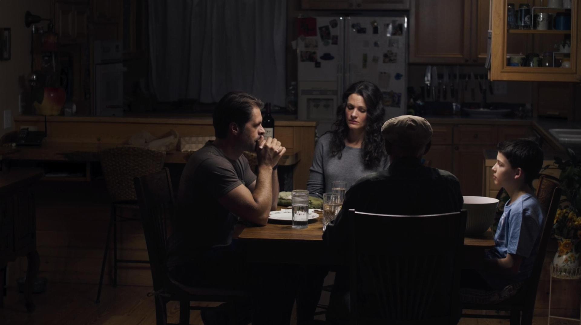 შემაშფოთებელი რამ  ქართულად -  A Worrisome Thing