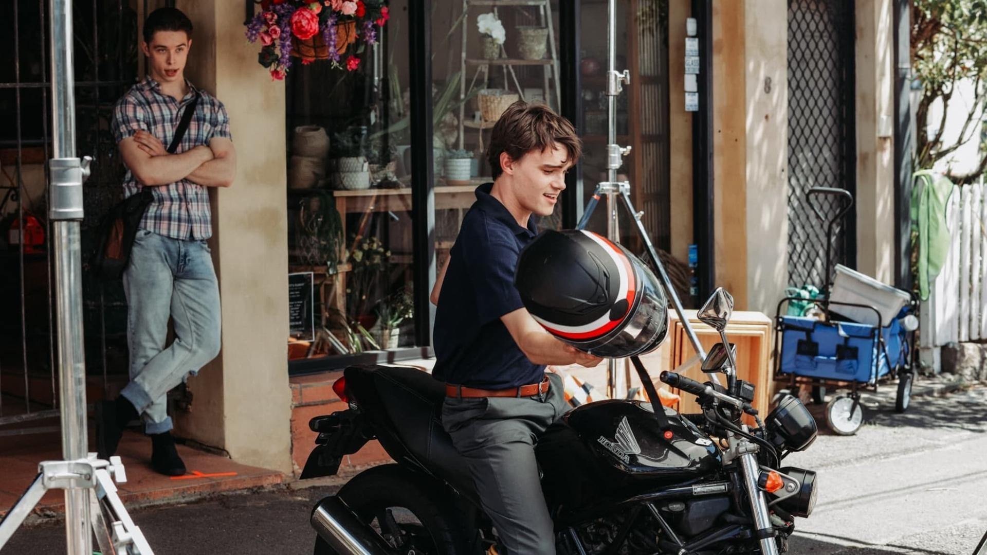 ასე მიყვარხარ  ქართულად -  Love You Like That