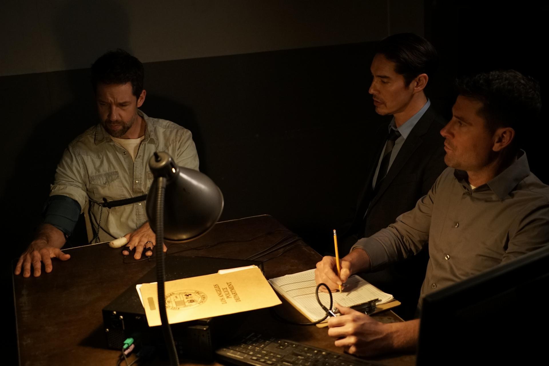 ზღაპრული ყურე  ქართულად -  Paradise Cove