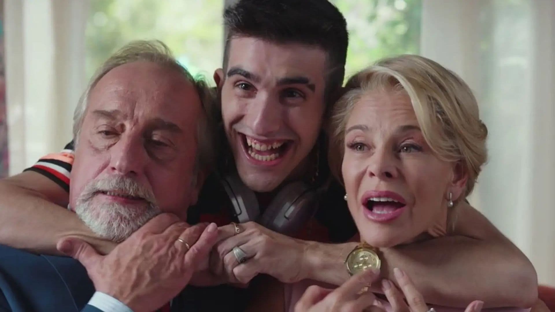 იდეალური ოჯახი  ქართულად -  The Perfect Family