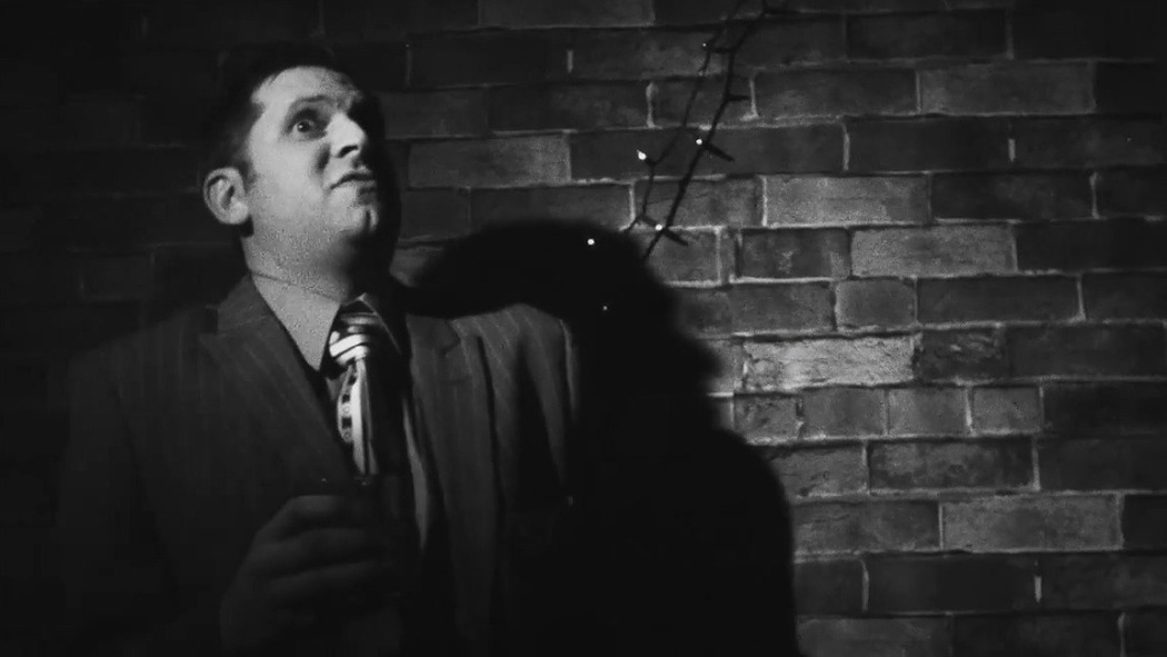 მკვდარი ქალი ჰოლივუდში  ქართულად -  A Dead Dame in Hollywood