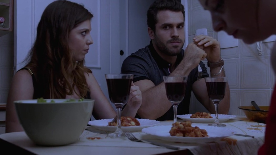 კრუნჩხვა  ქართულად -  Apreensão