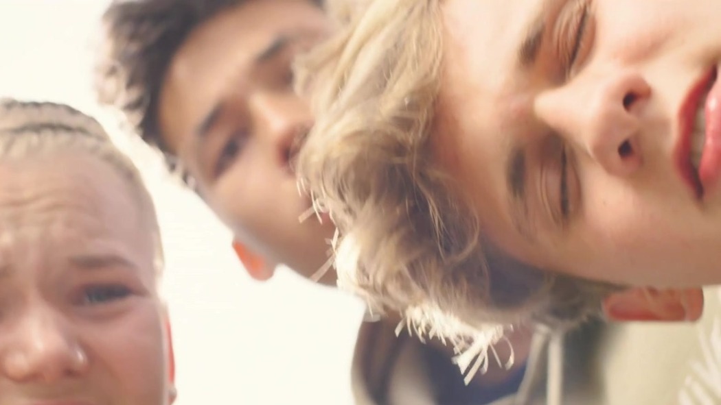 თეთრი ირემი განტრიშიდან  ქართულად -  Der weisse Hirsch vom Gantrisch