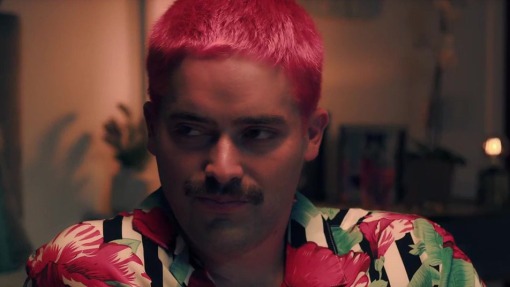 ლამაზი ბიჭი  ქართულად -  Pretty Boy