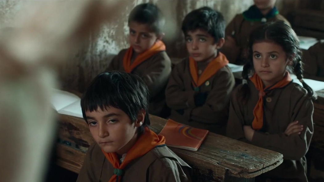 მეზობლები  ქართულად -  Neighbours