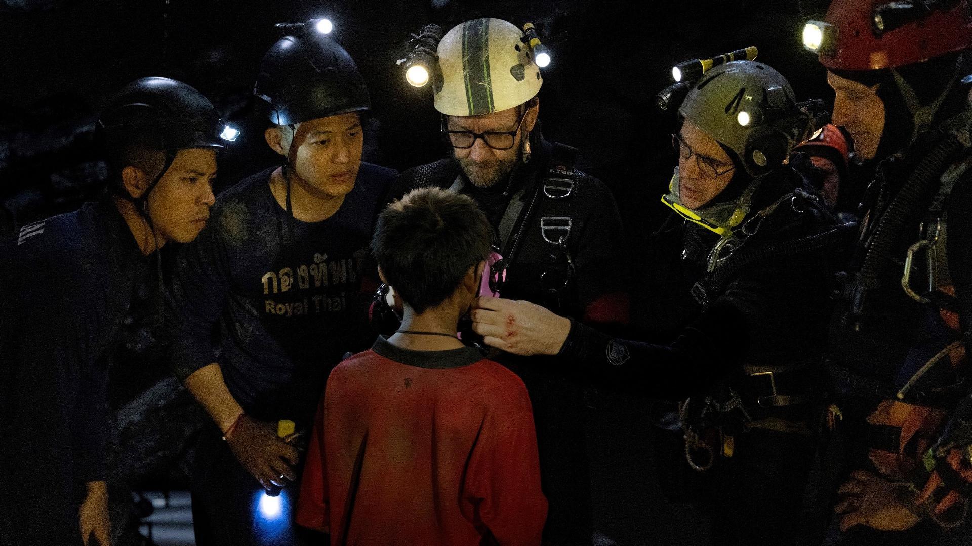 Thirteen Lives  ქართულად -  13 жизней