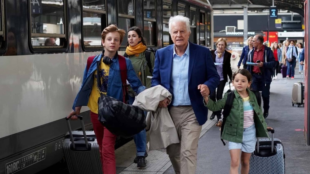 ფრთხილად იყავით გასვლისას  ქართულად -  Attention au départ !