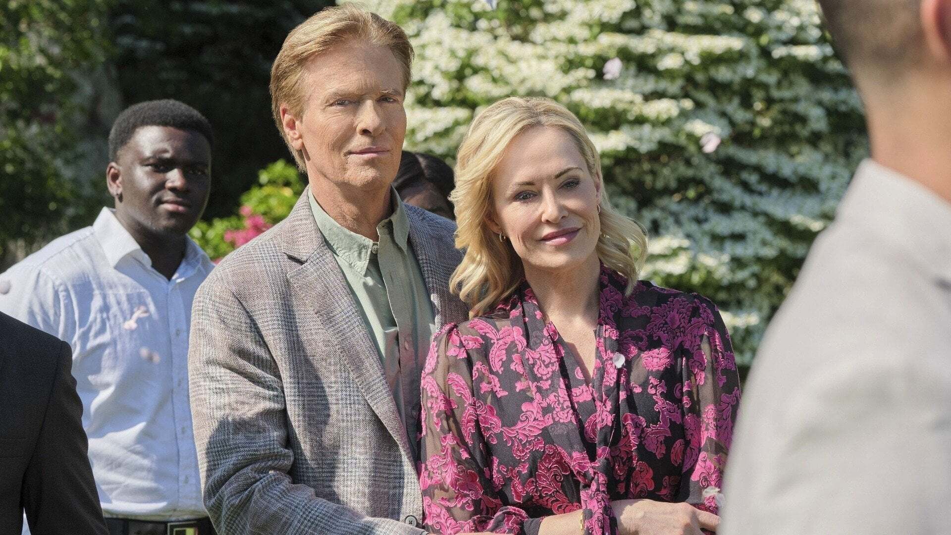 კოცნით დანიშნული: ქორწილი 6 მარტს  ქართულად -  Sealed with a Kiss: Wedding March 6