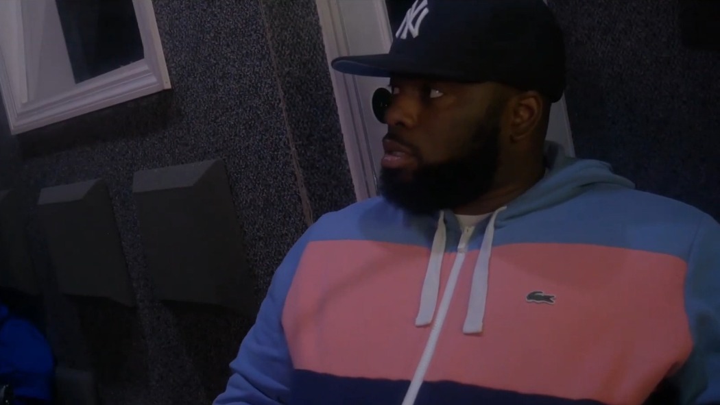 უკანა კარი  ქართულად -  Back Door