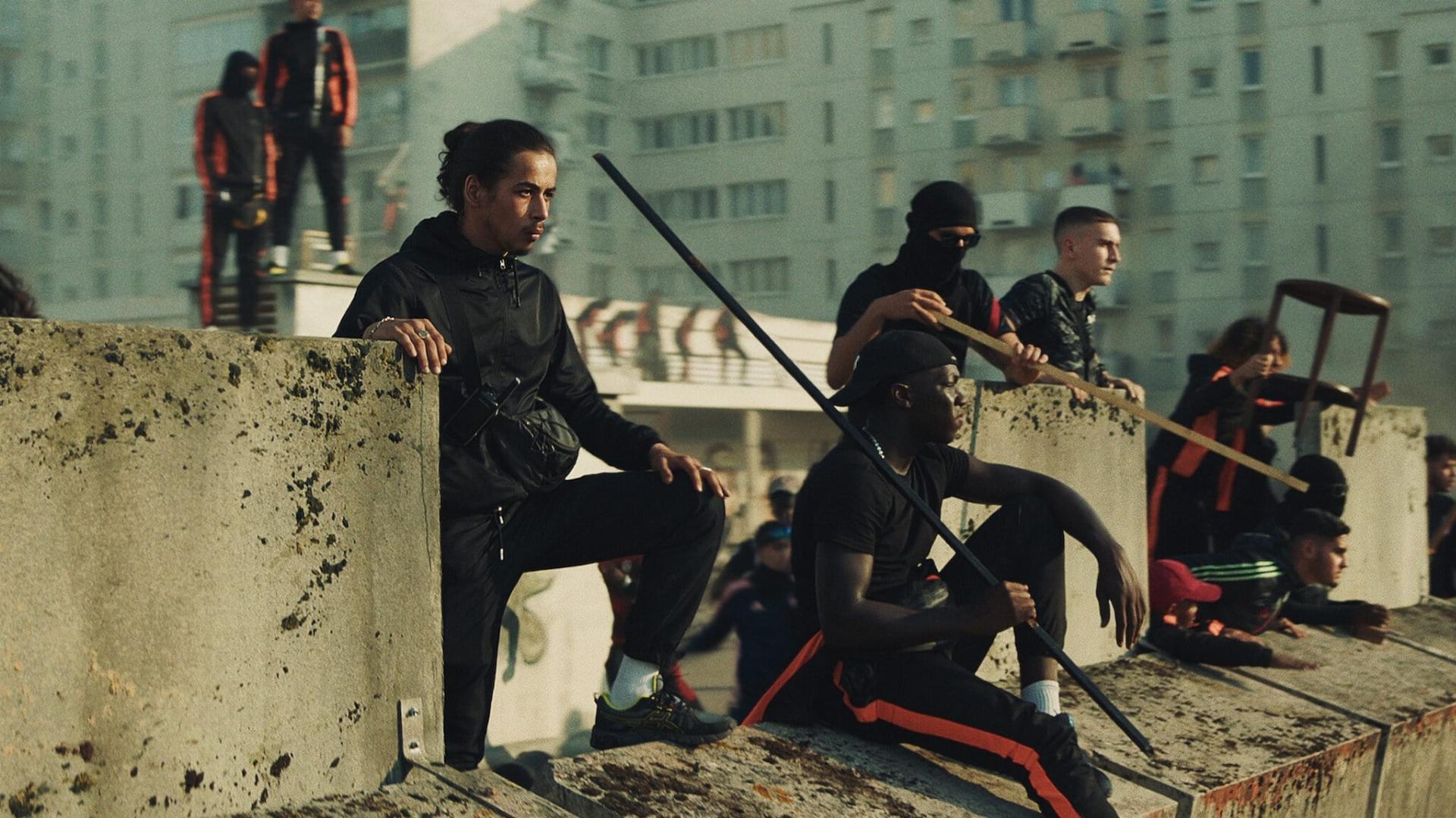 Athena  ქართულად -  Афина