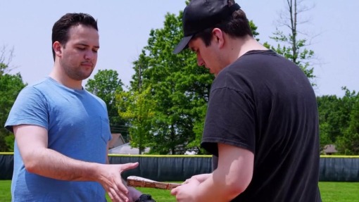 დამსხვრეული ბრილიანტი  ქართულად -  A Shattered Diamond