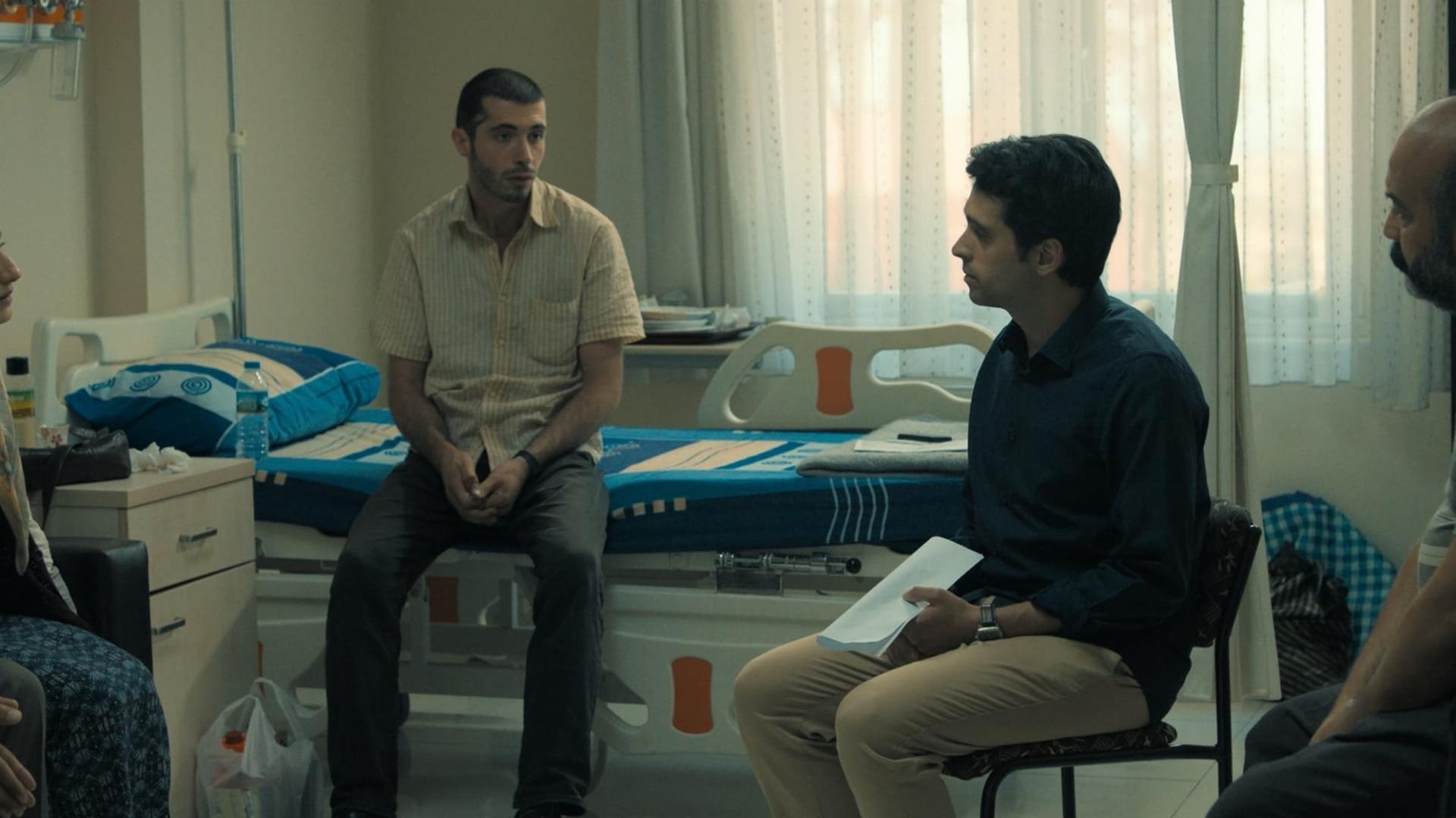 განთიადებს შორის  ქართულად -  Between Two Dawns