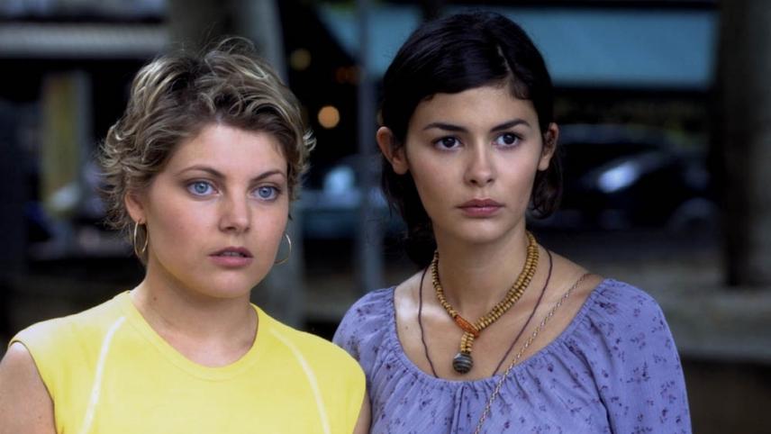 ვუყვარვარ... არ ვუყვარვარ  ქართულად -  He Loves Me... He Loves Me Not