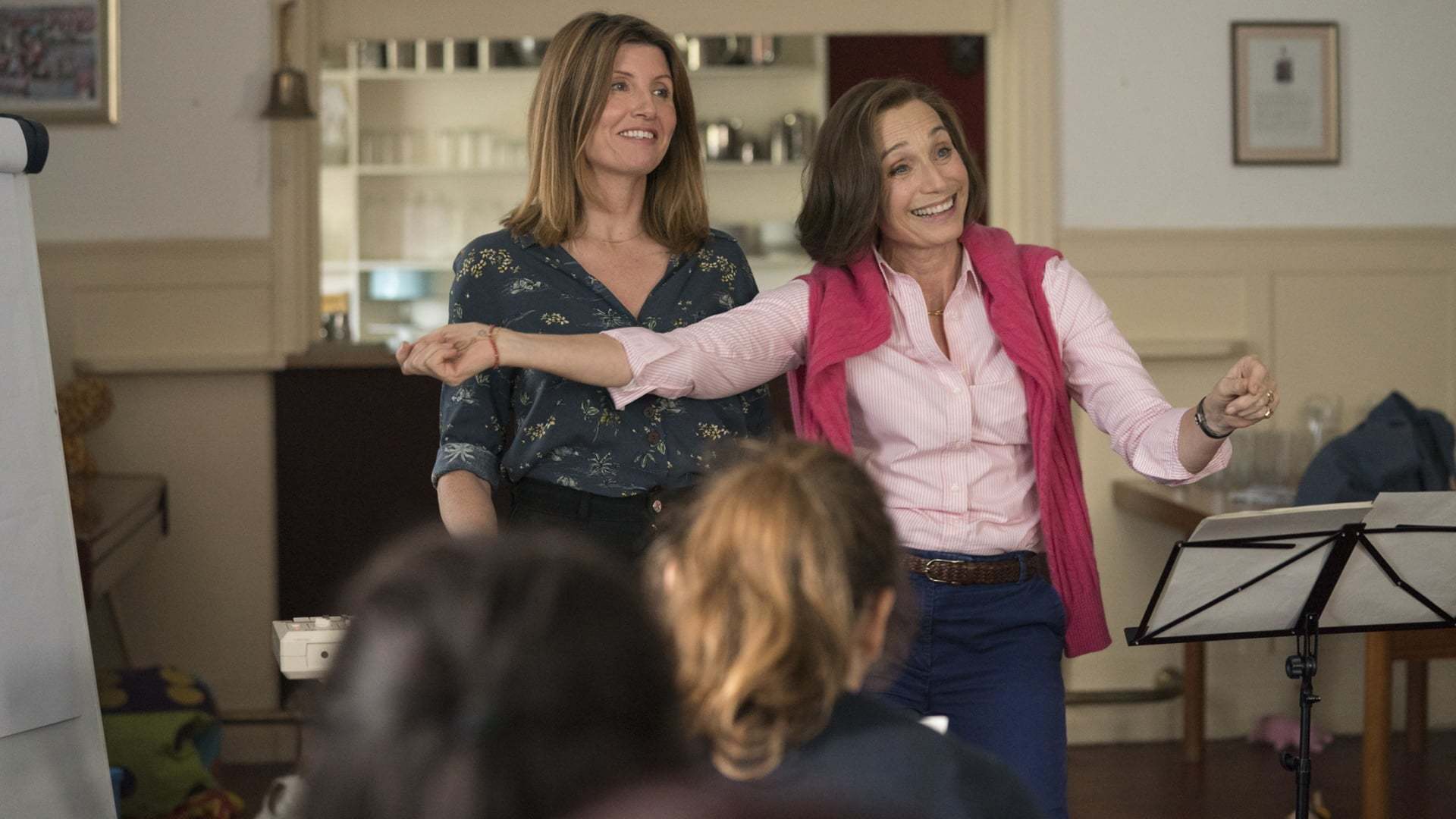 სამხედრო მოსამსახურეთა ცოლები  ქართულად -  Military Wives