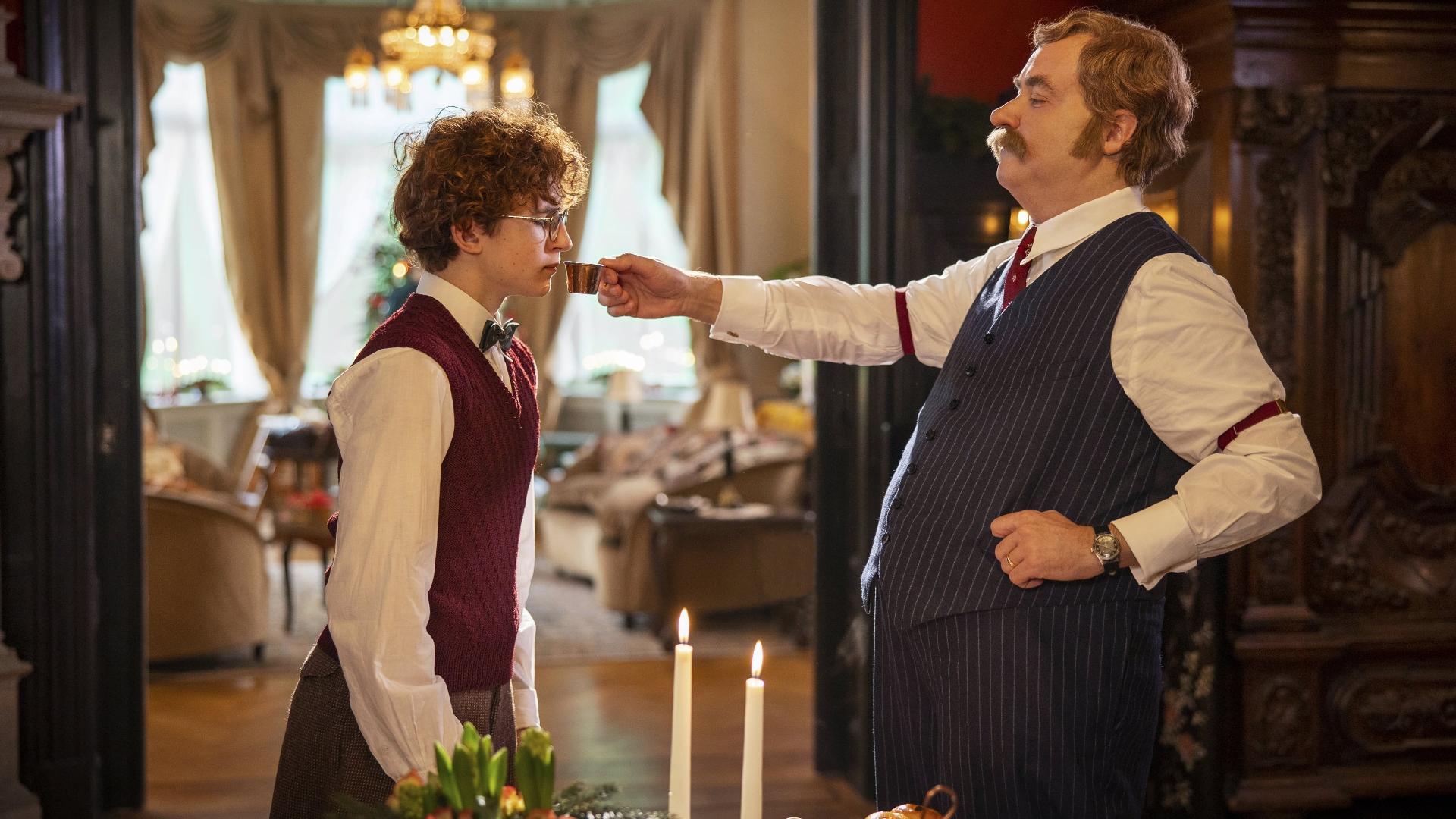 Sagan om Karl-Bertil Jonssons julafton  ქართულად -  Волшебная сказка на Рождество