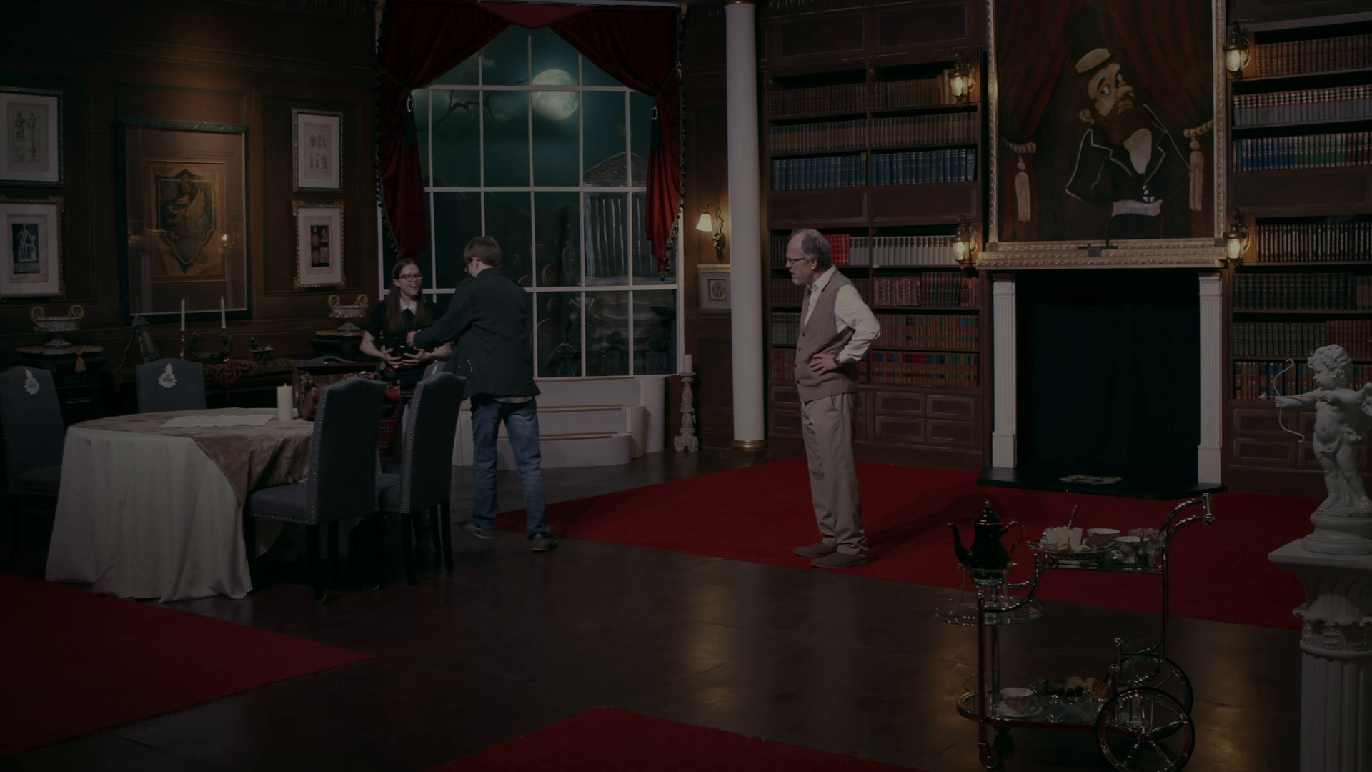 მოჩვენებათა წვეულება  ქართულად -  Ghost Party