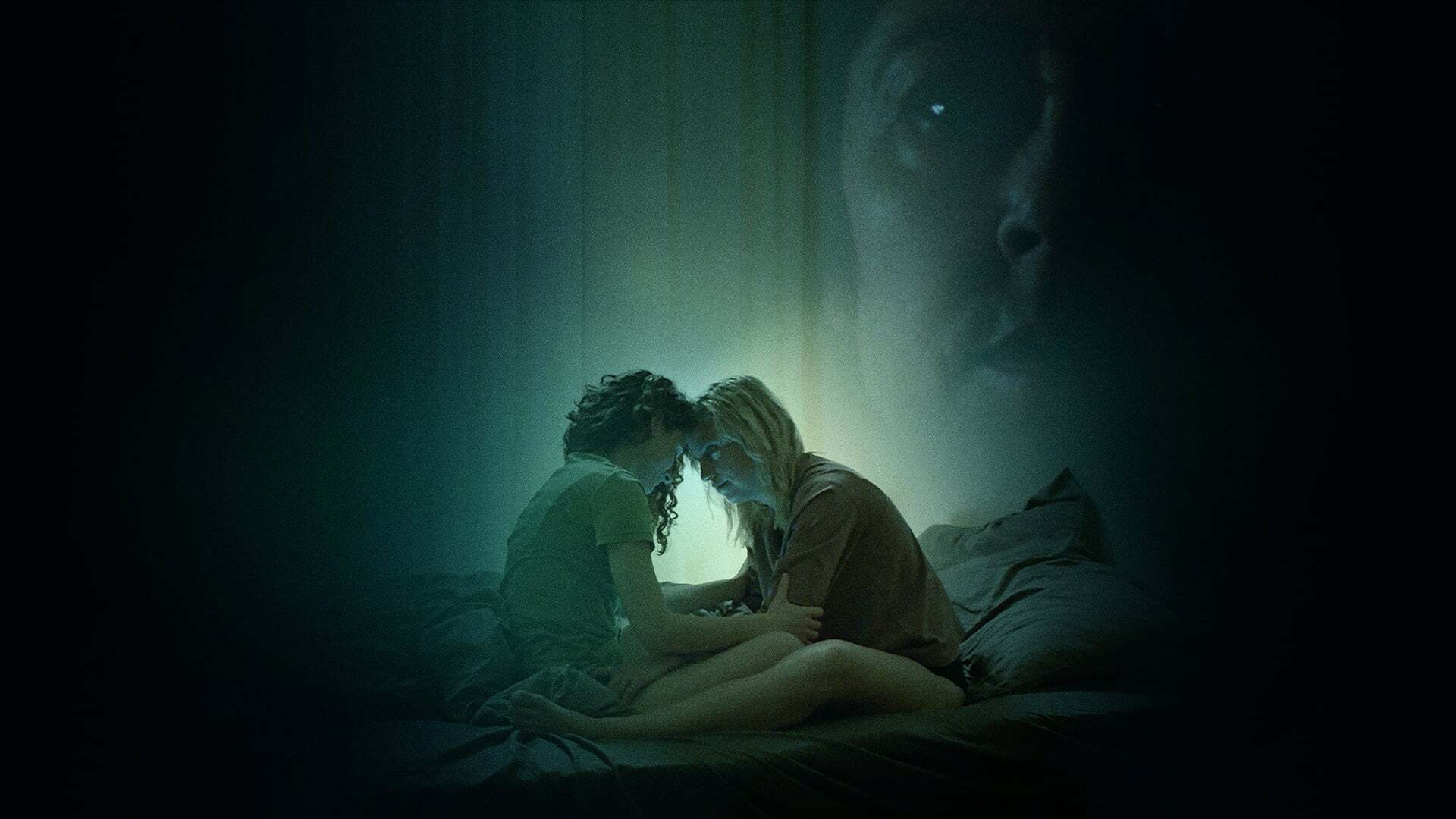 ღამეს აქვს თვალები  ქართულად -  Natten har øjne