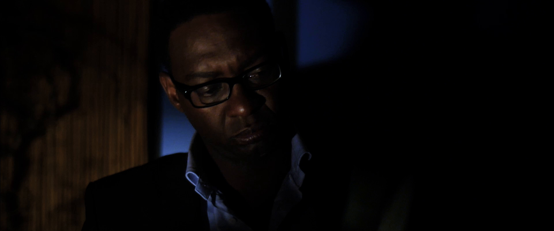 ჯაშუშების ქალაქი  ქართულად -  City of Spies