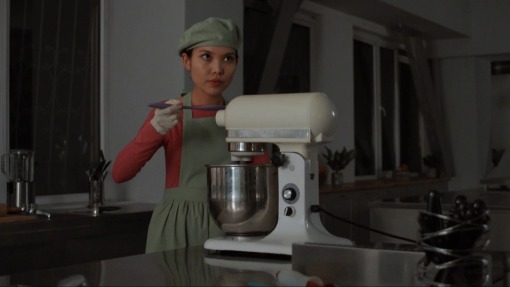 რძის გოგონა  ქართულად -  Molochnaya devochka