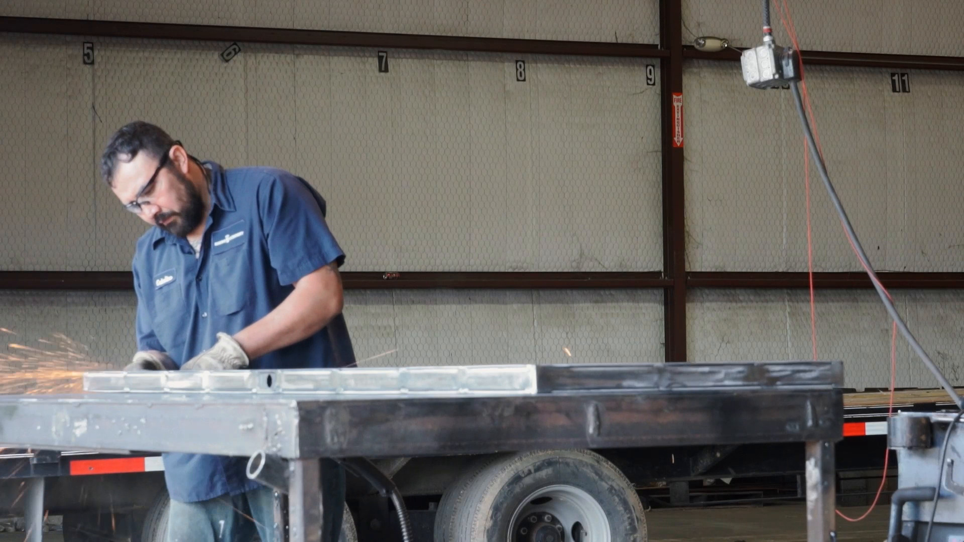 ბუნკერი  ქართულად -  Bunker