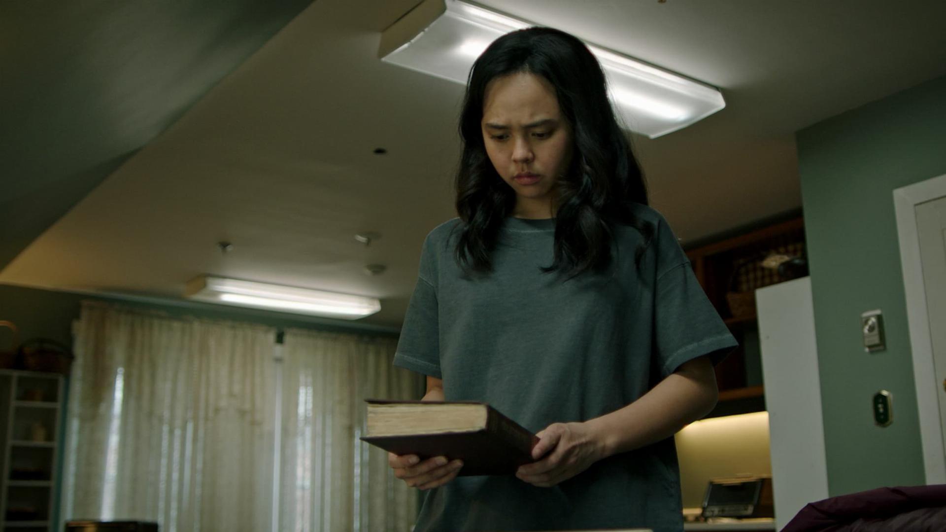 მცველი  ქართულად -  The Protector