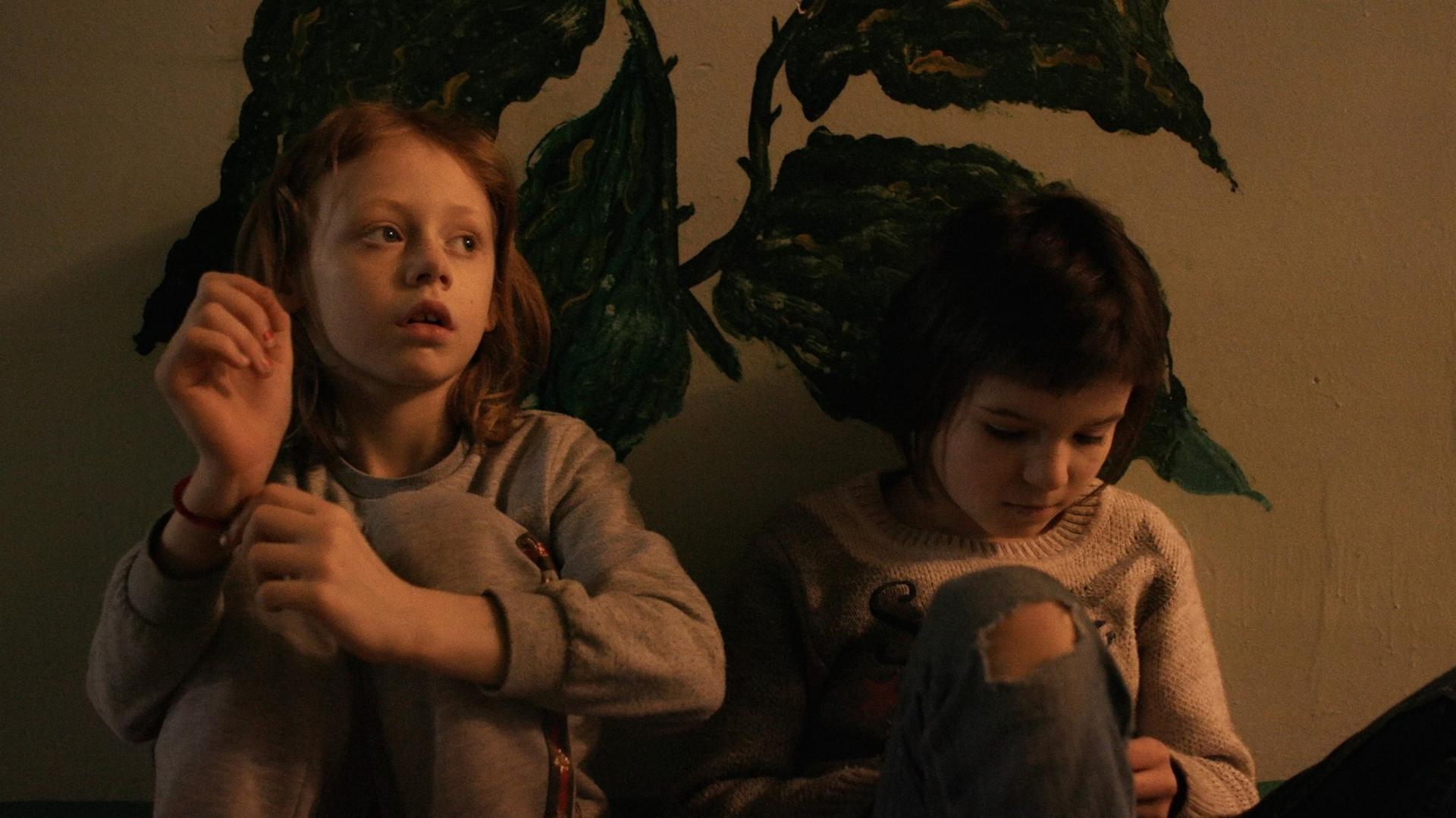 სახლი ნაფოტებისგან  ქართულად -  A House Made of Splinters