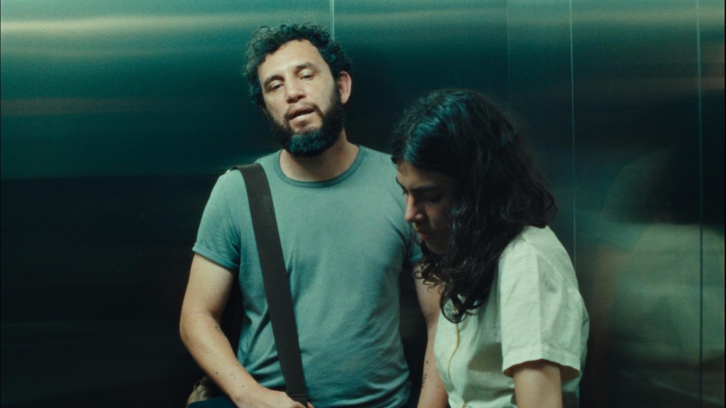 ჩემი დამუხტული სიზმრები  ქართულად -  Tengo sueños eléctricos