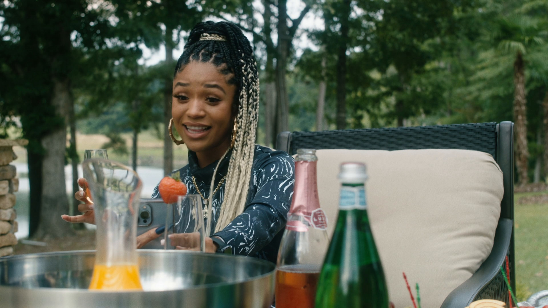 მისი გავლენის ქვეშ  ქართულად -  Under His Influence