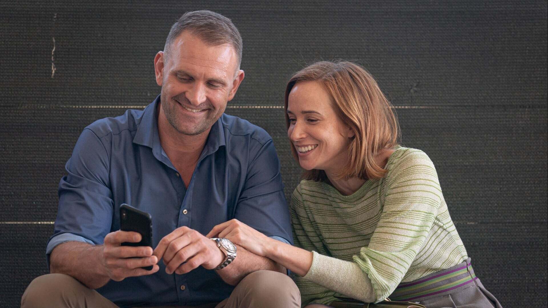 ნაცნობი უცნობები  ქართულად -  Známi neznámi