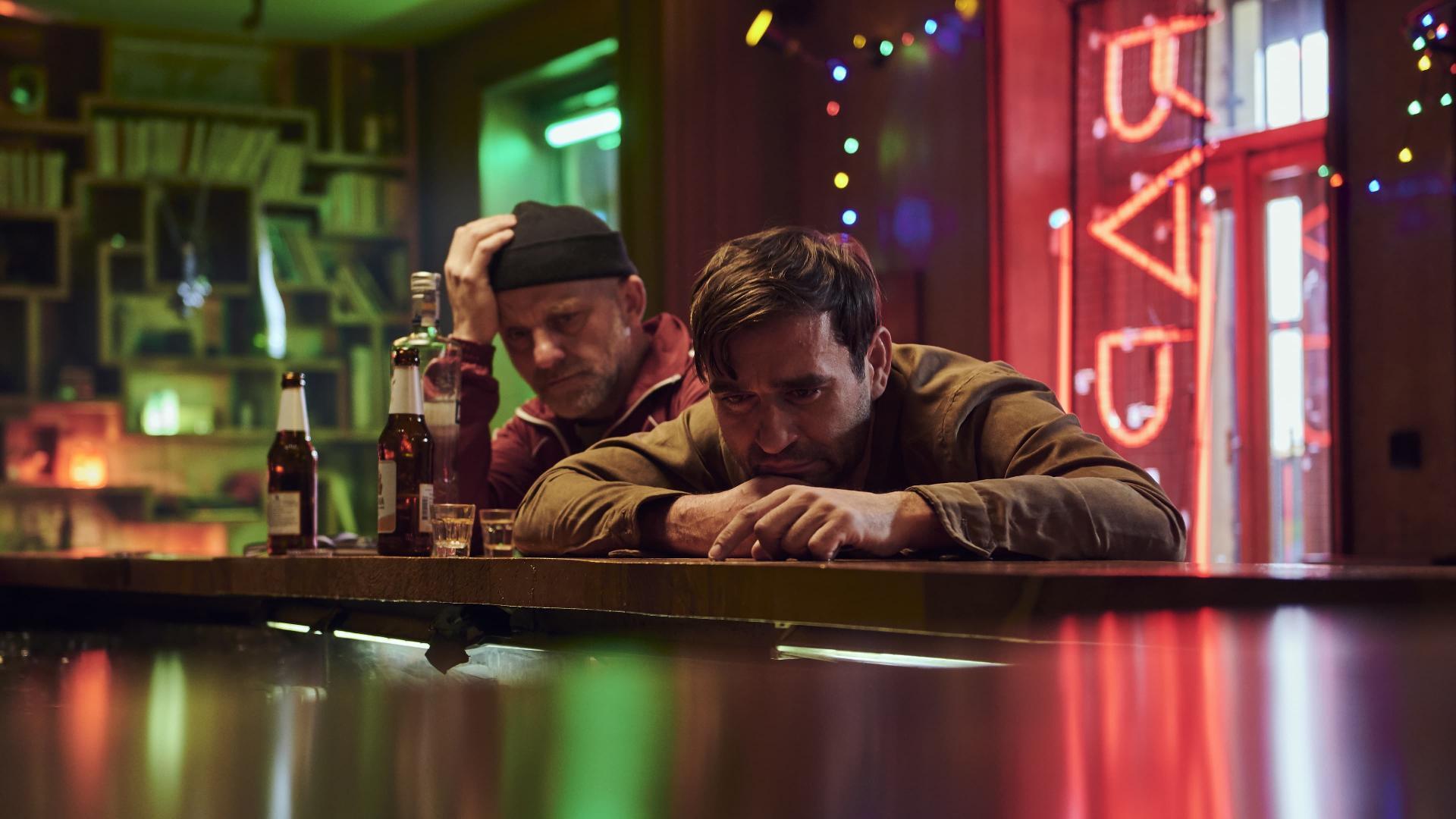 ჩრდილების თამაში  ქართულად -  Stínohra