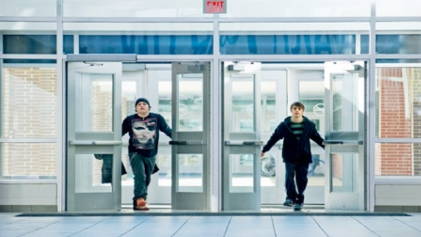 კოლეჯი  ქართულად -  High School