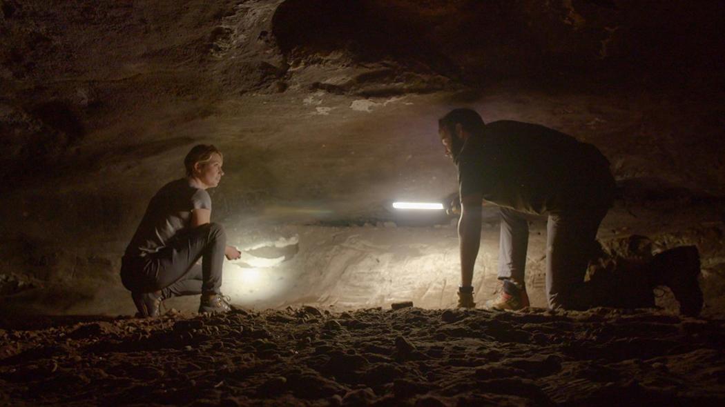 კონტაქტი  ქართულად -  Contact