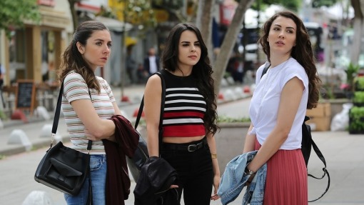 მოჩვენებითი სიყვარული  ქართულად -  Afili Ask