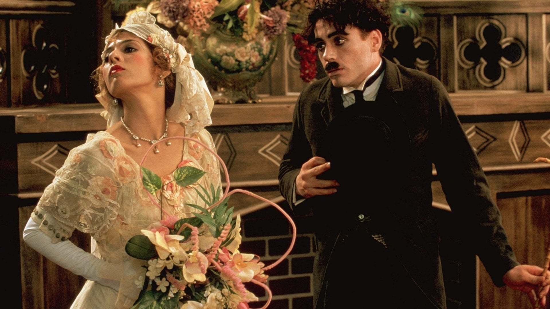 ჩაპლინი  ქართულად -  Chaplin