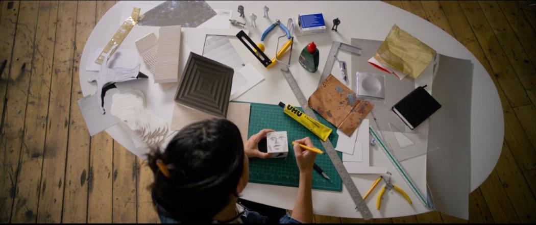 Abstract: The Art of Design  ქართულად -  Абстракция: Искусство дизайна