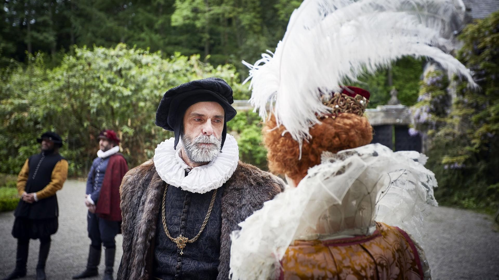 Elizabeth Is Secret Agents