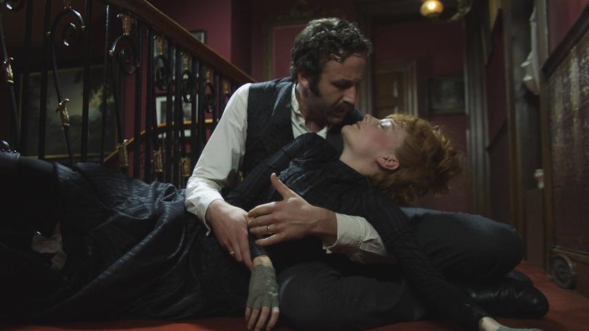 წითელი ფოთოლი და თეთრი  ქართულად -  The Crimson Petal and the White