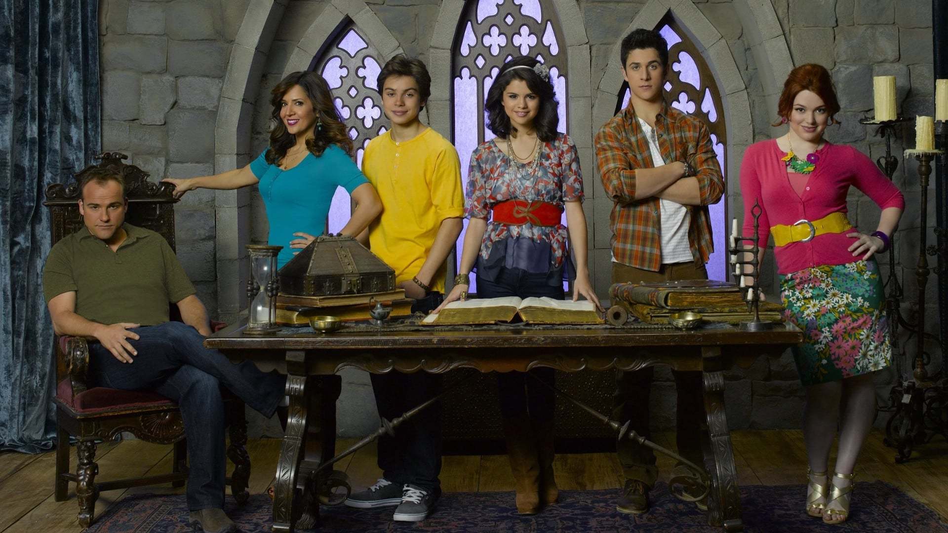 ჯადოქარი ვეივერლი ფლეისიდან  ქართულად -  Wizards of Waverly Place