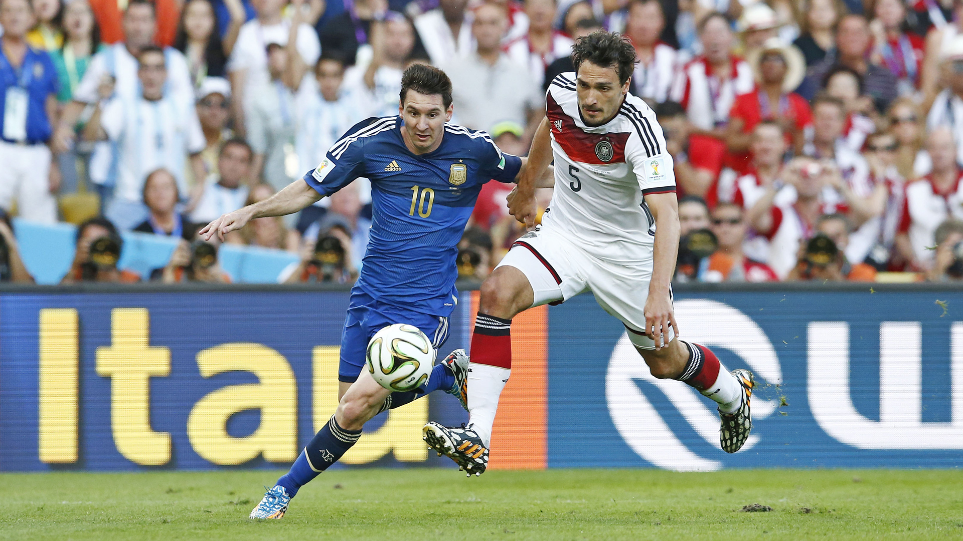 Gold Stars: The Story of the FIFA World Cup Tournaments